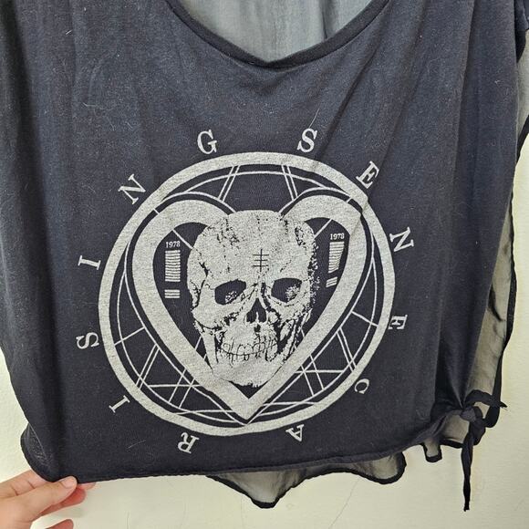 RARE Seneca Rising Black PacSun Sheer-Back Skull Tee size XS - Picture 3 of 9